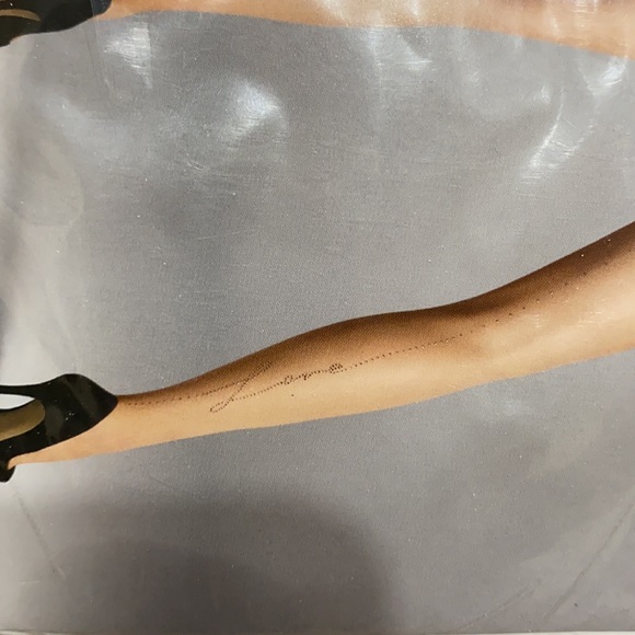 🔥Wolford “Loveletter” tights size medium in black - Picture 8 of 8